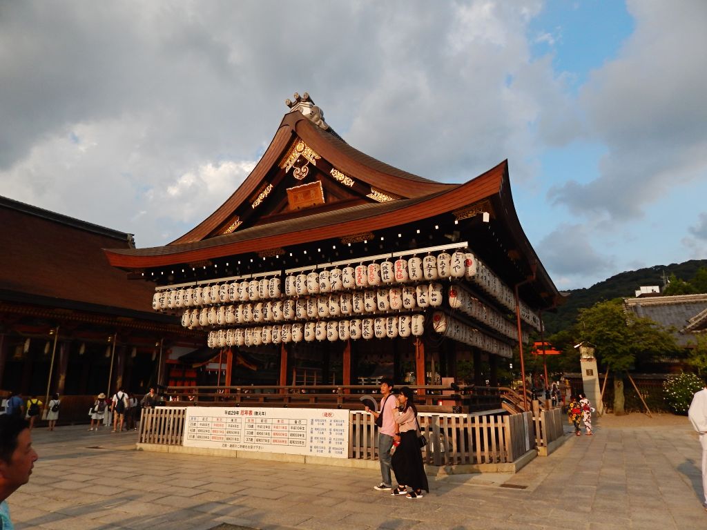 13Japonsko